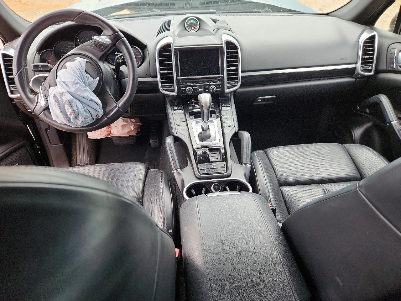 WP1AA2A2XCLA08590 · 2012 PORSCHE CAYENNE · 8/14