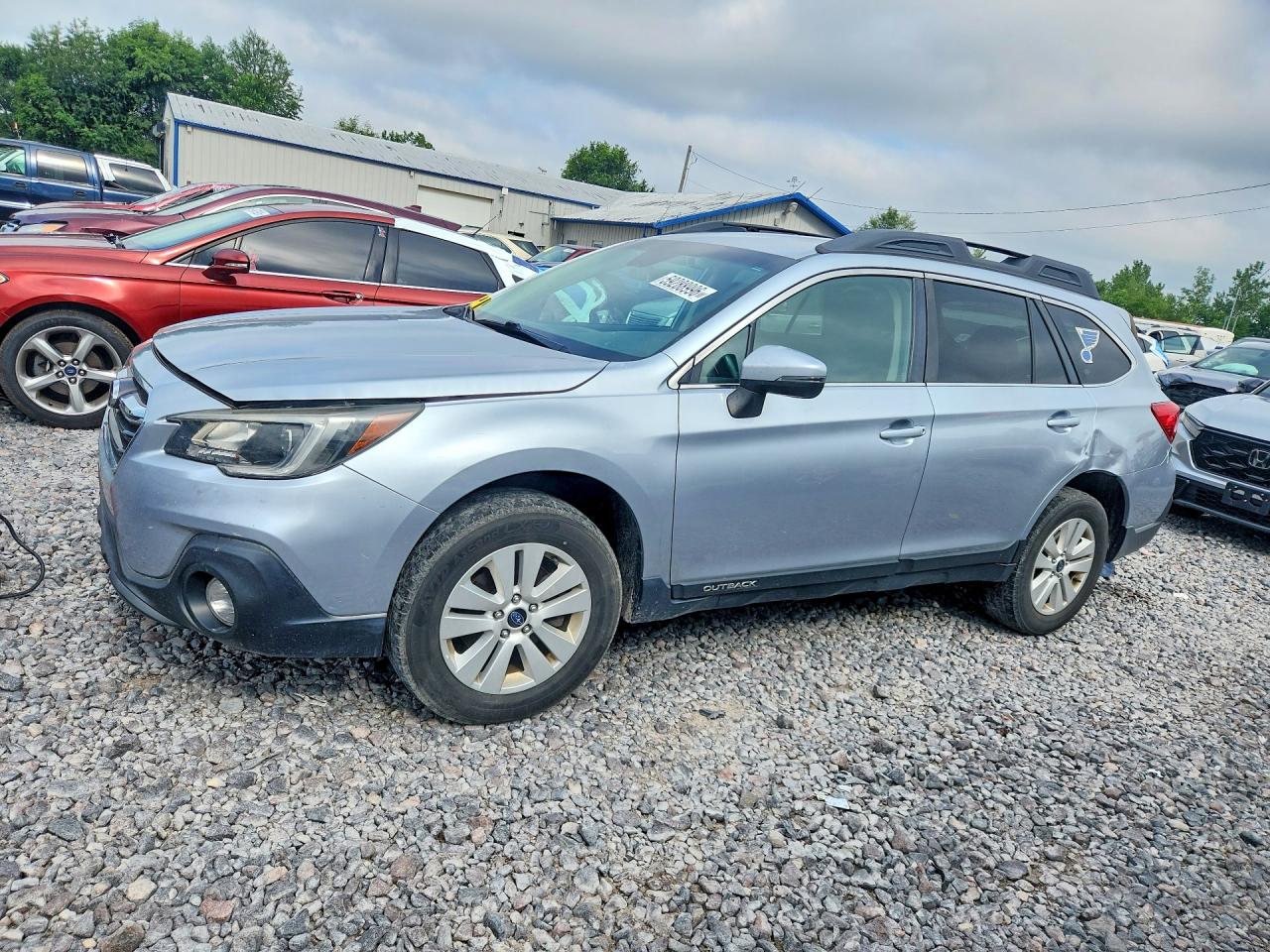 4S4BSAFC5J3367725 · 2018 SUBARU OUTBACK