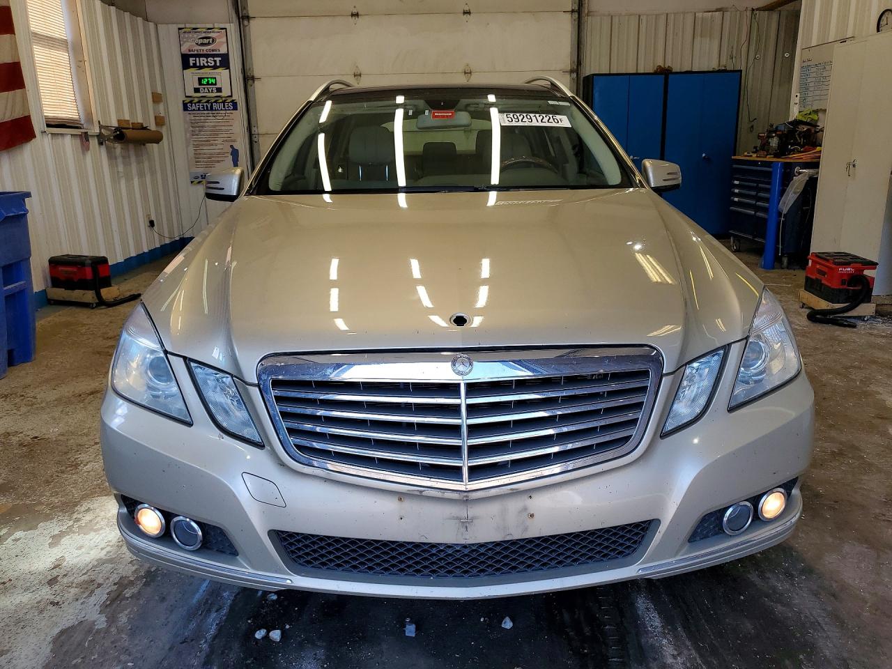 WDDHH8HB3BA305656 · 2011 MERCEDES-BENZ E · 5/12