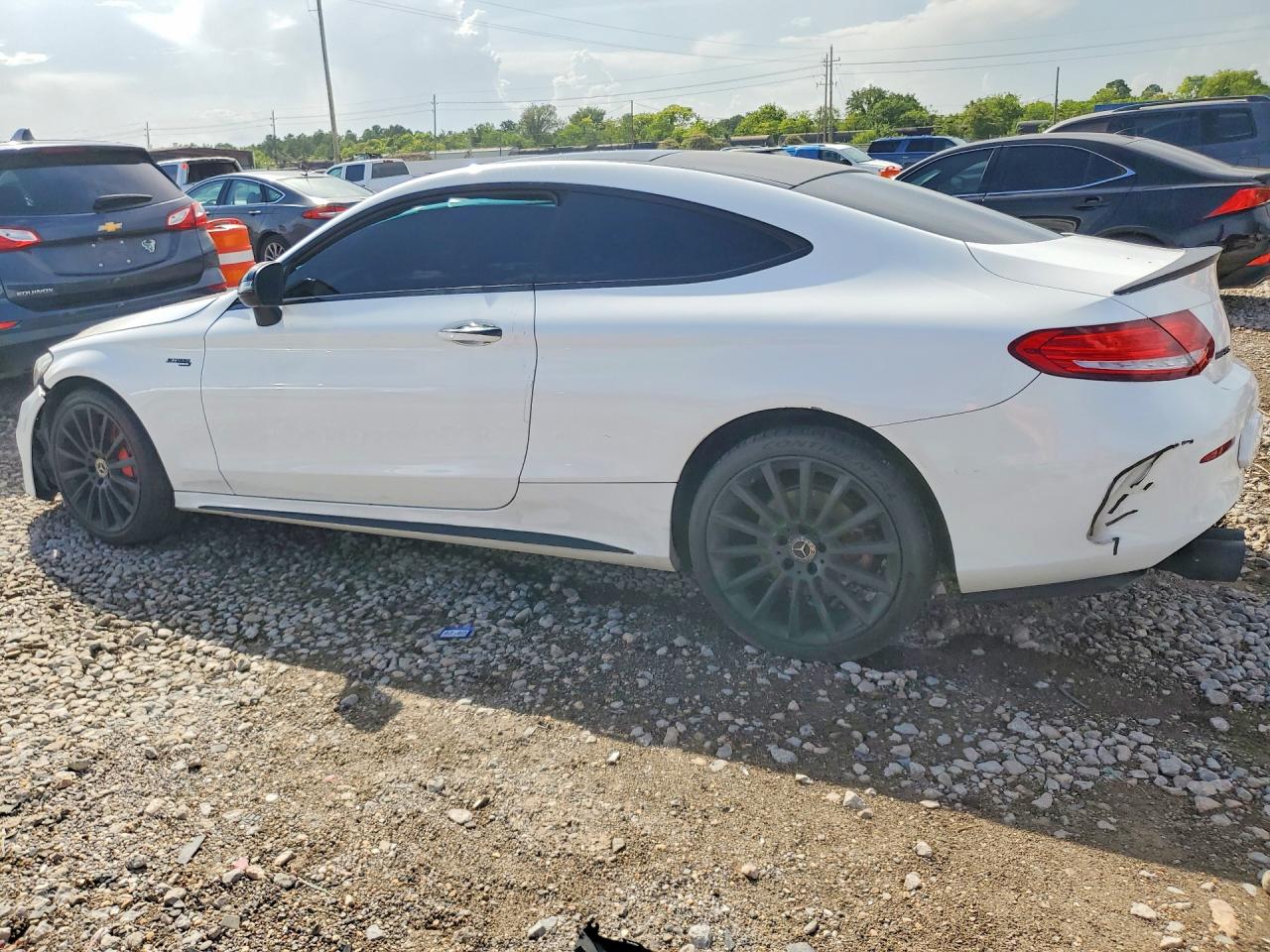 WDDWJ4JB1JF683698 · 2018 MERCEDES-BENZ C · 2/13