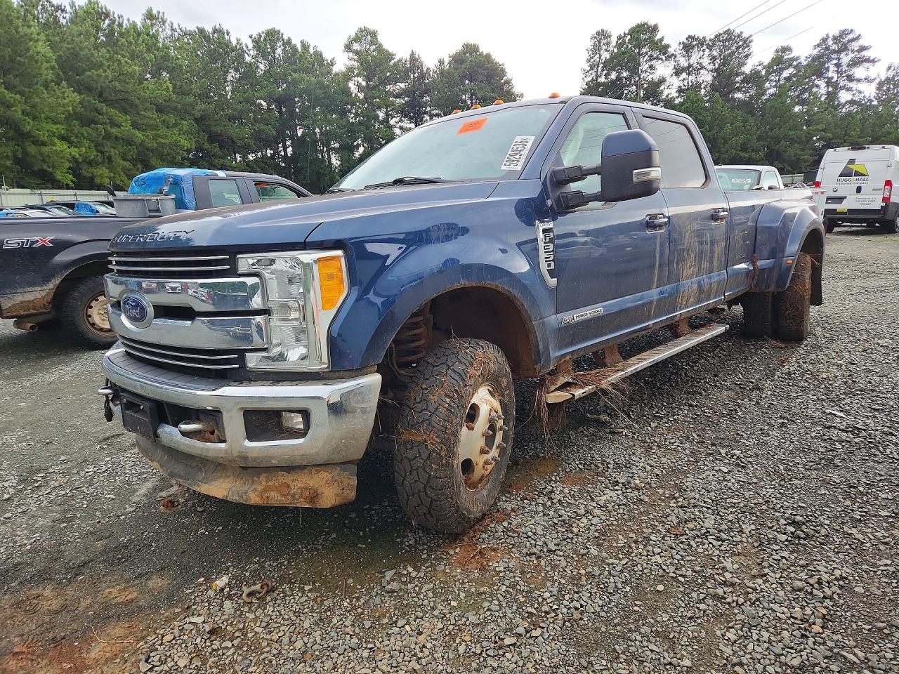 1FT8W3DT3HEC30590 · 2017 FORD F350