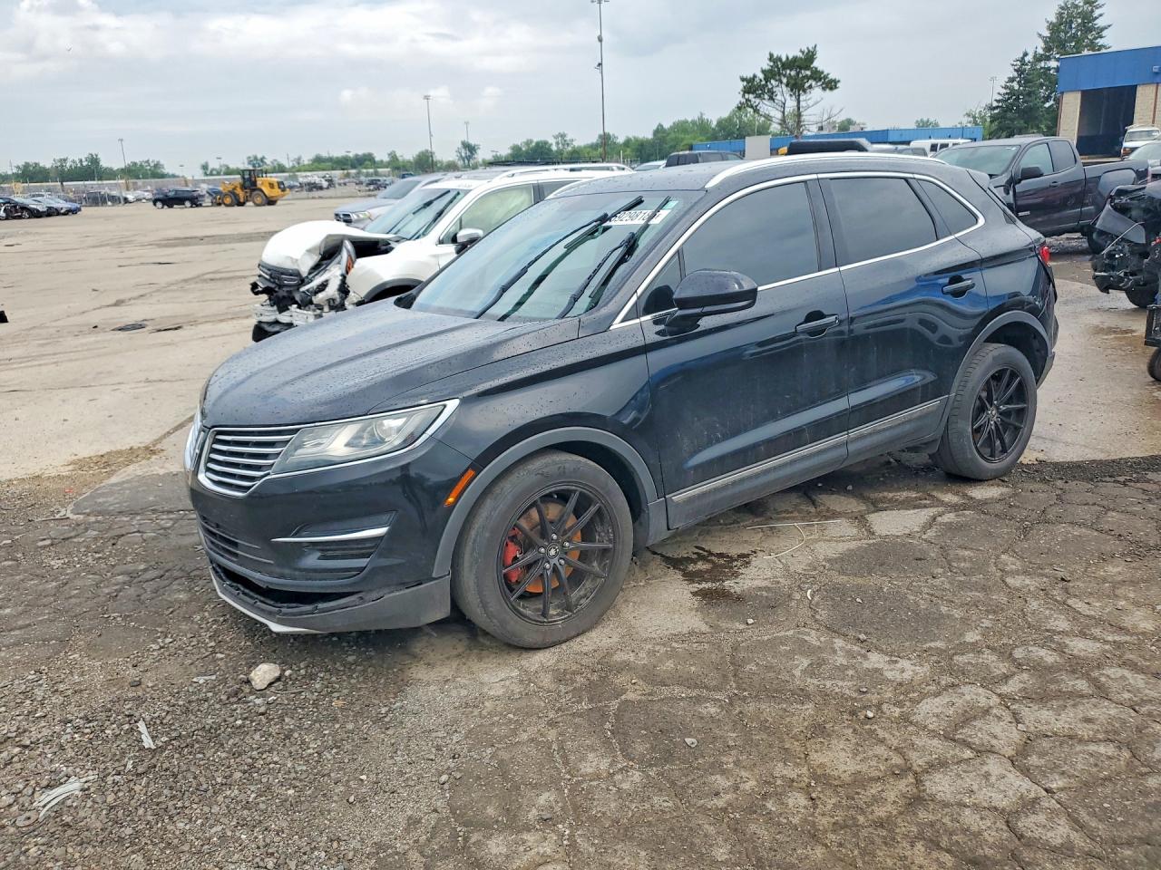 5LMCJ1C95HUL12483 · 2017 LINCOLN MKC