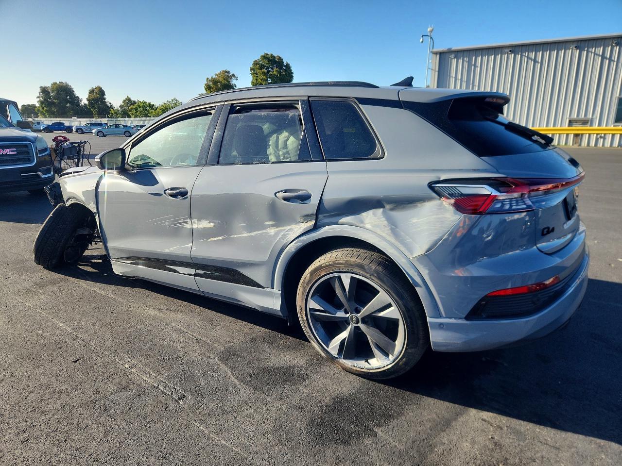WA1M2BFZ5RP008560 · 2024 AUDI Q4 E-TRON · 2/13