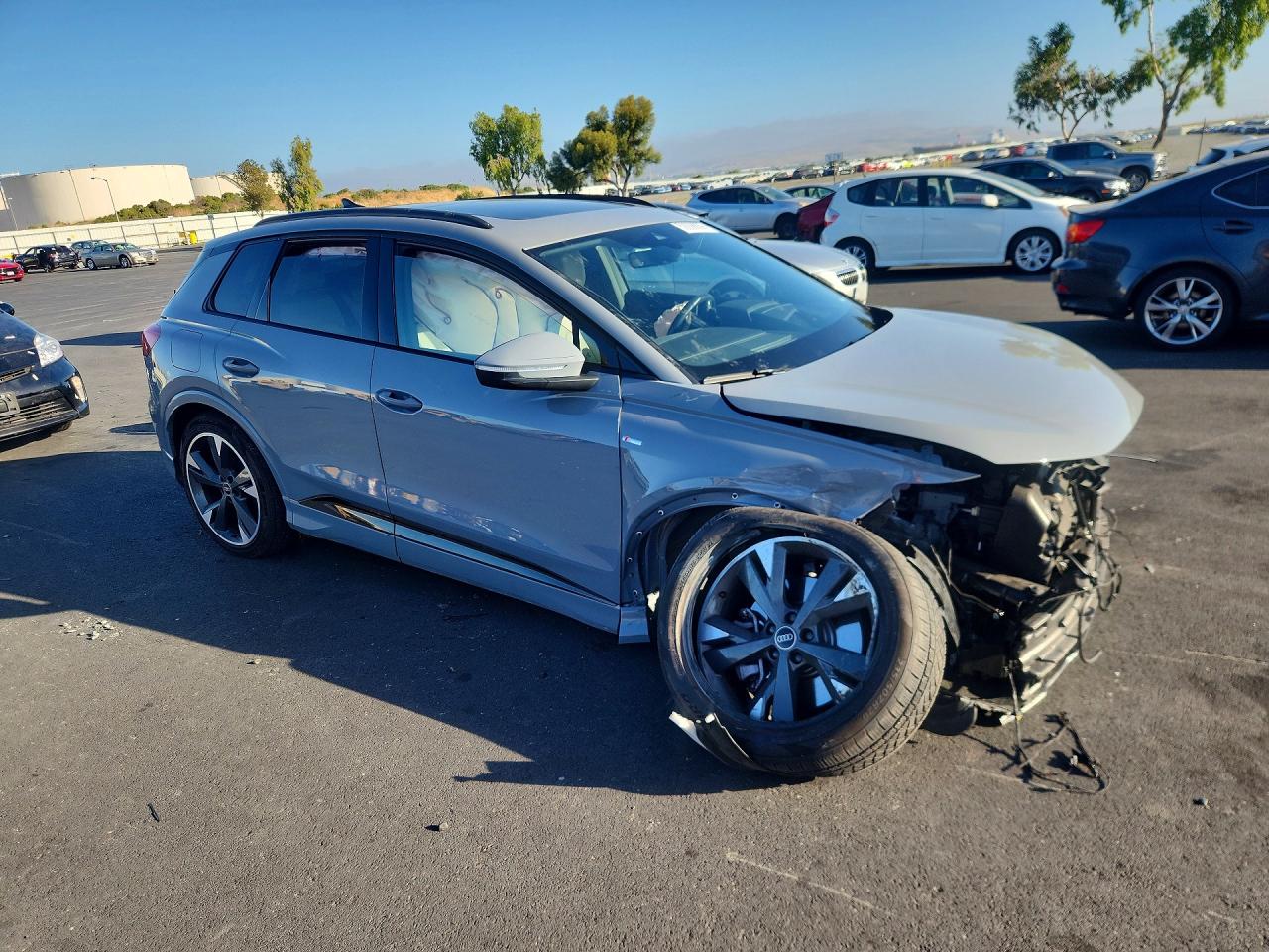 WA1M2BFZ5RP008560 · 2024 AUDI Q4 E-TRON · 4/13