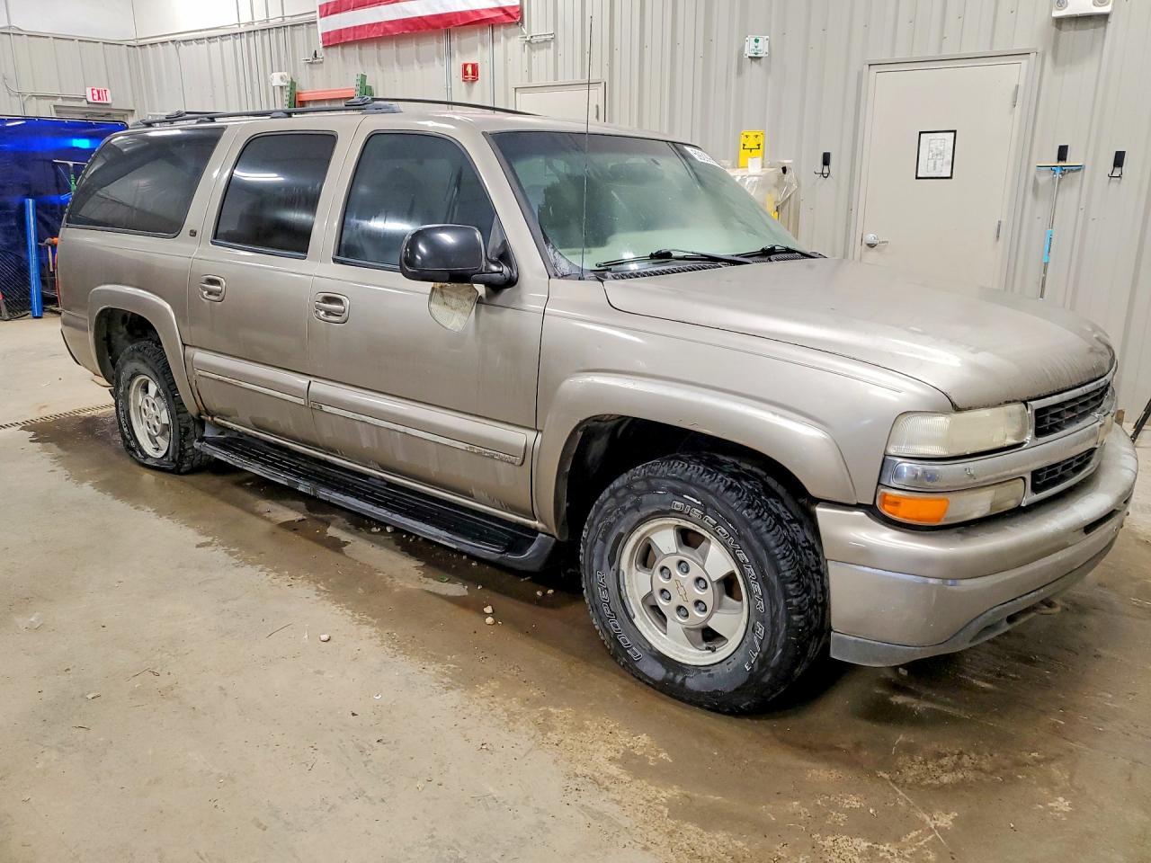 3GNFK16T71G176897 · 2001 CHEVROLET SUBURBAN · 4/14