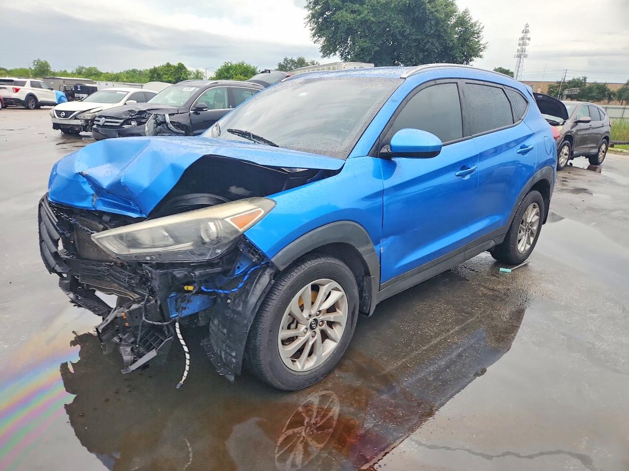 KM8J33A4XGU209520 · 2016 HYUNDAI TUCSON