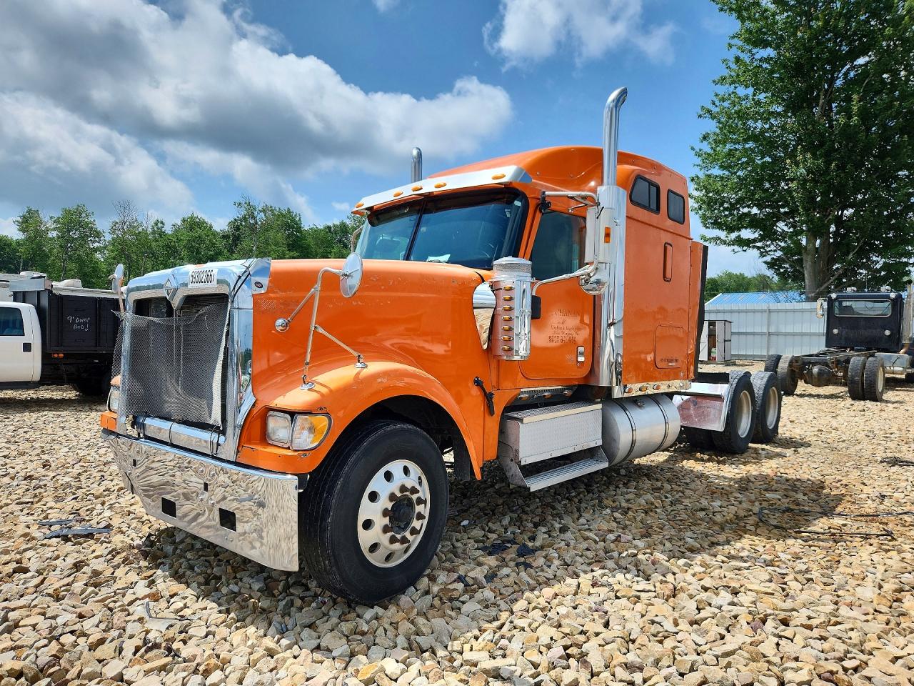 2HSCKAPR06C295207 · 2006 INTERNATIONAL 9900