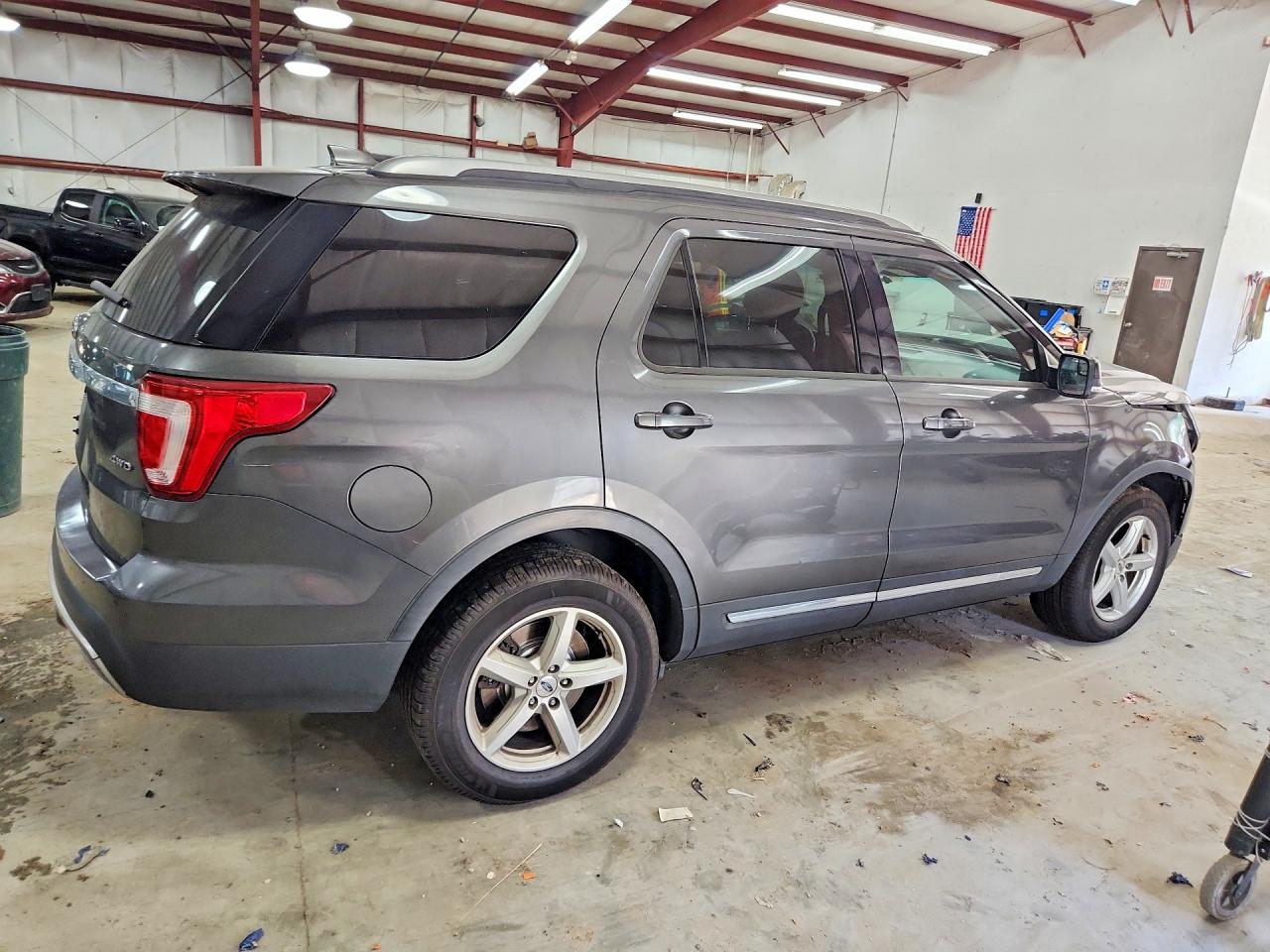 1FM5K8D80GGC88811 · 2016 FORD EXPLORER · 3/14