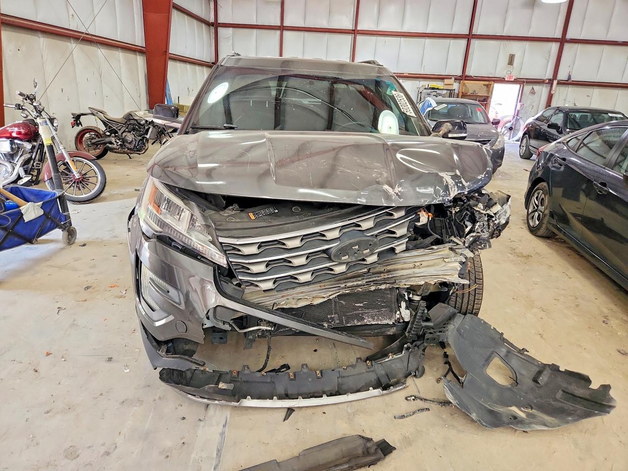 1FM5K8D80GGC88811 · 2016 FORD EXPLORER · 5/14