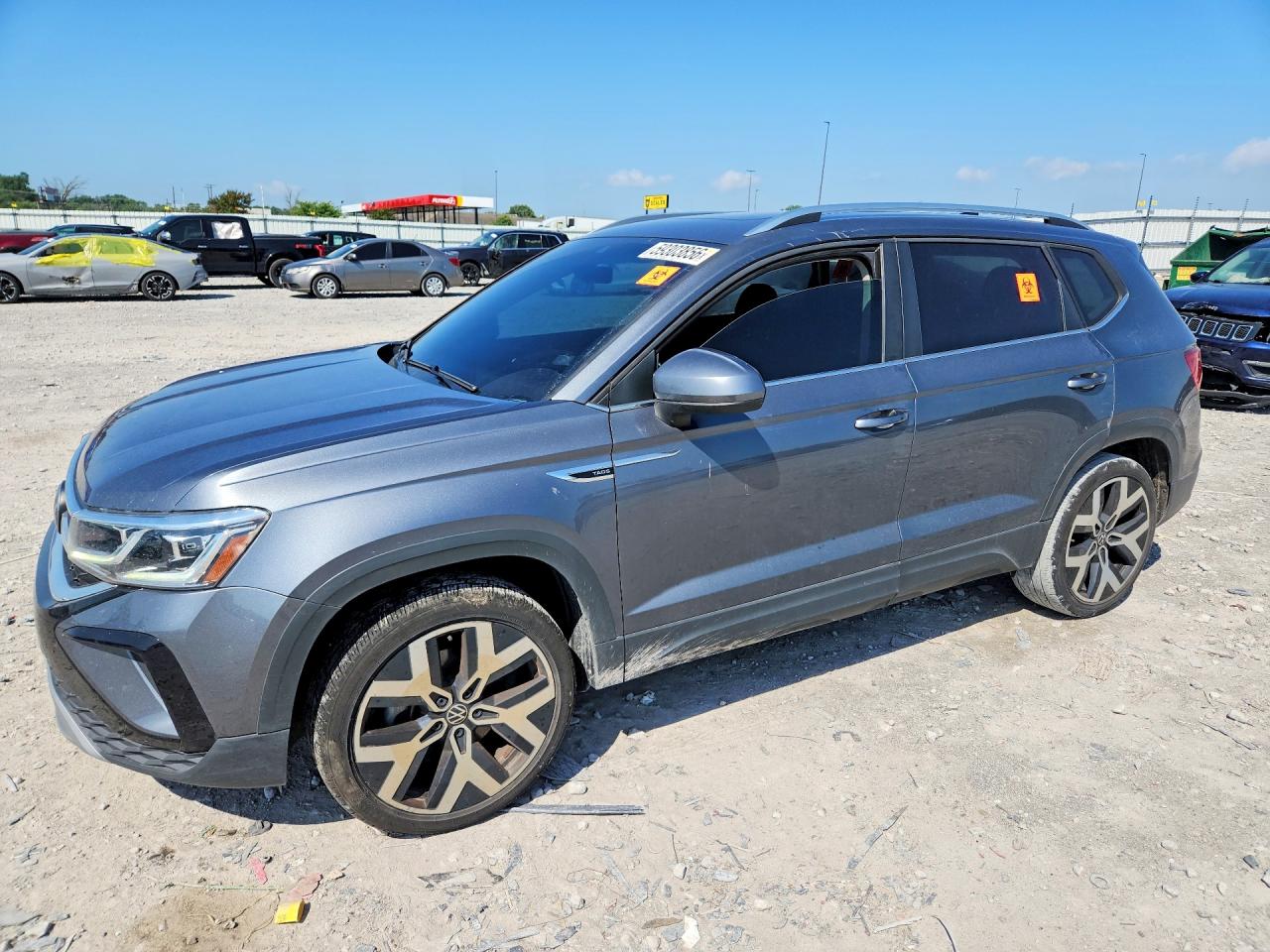 3VV2X7B27NM044370 · 2022 VOLKSWAGEN TAOS