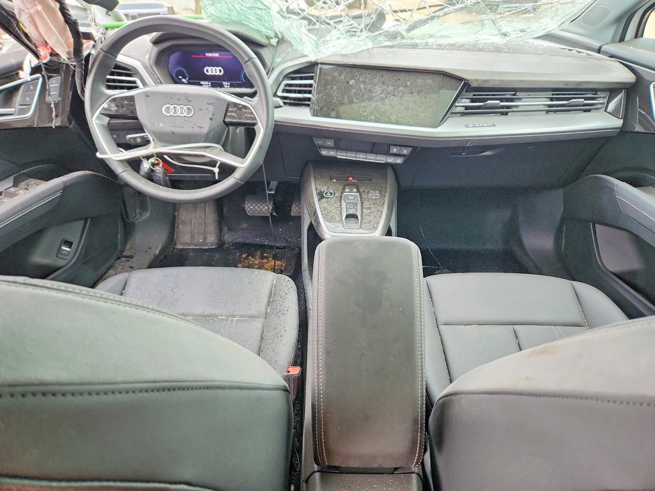 WA1LUBFZ9RP047402 · 2024 AUDI Q4 E-TRON · 8/14