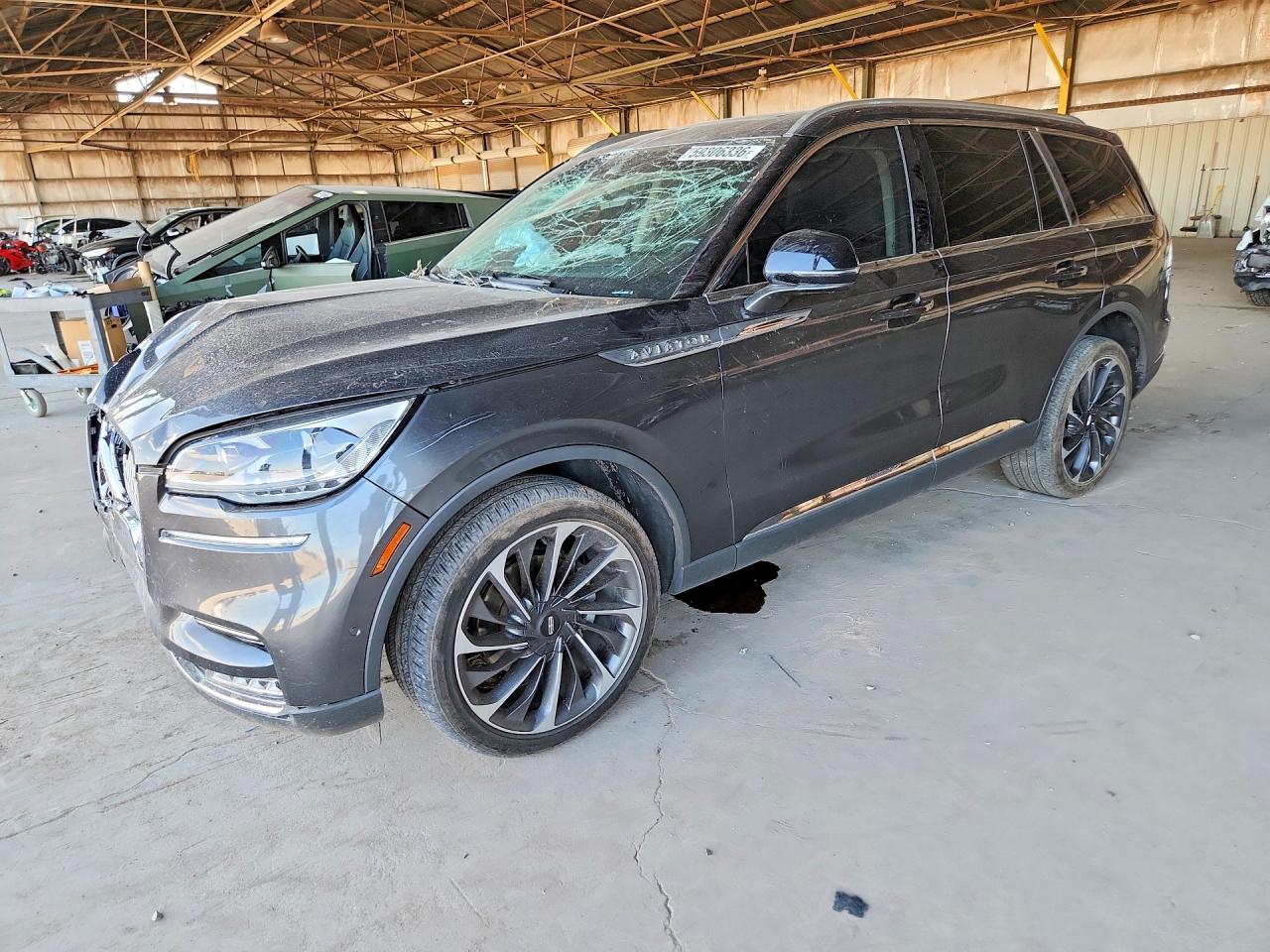 5LM5J7XC1LGL05670 · 2020 LINCOLN AVIATOR