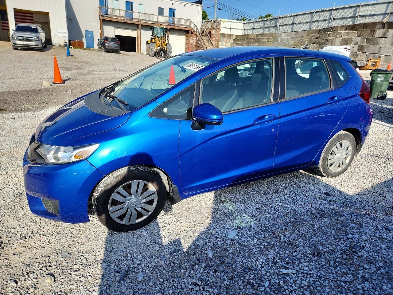 3HGGK5H58HM708075 · 2017 HONDA FIT