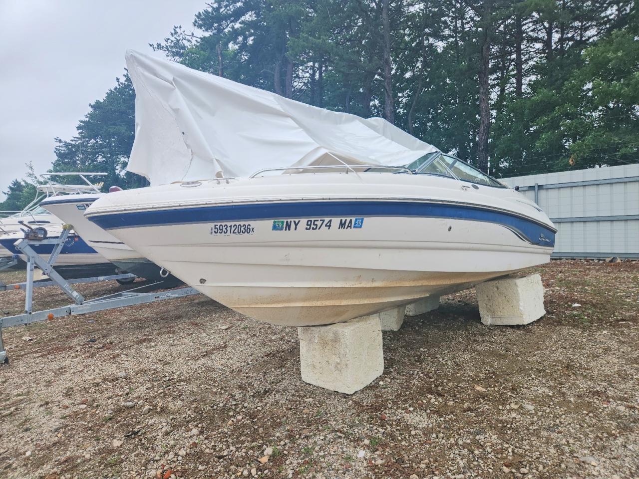 FBG41321H304 · 2004 CHAPARRAL BOAT · 2/10