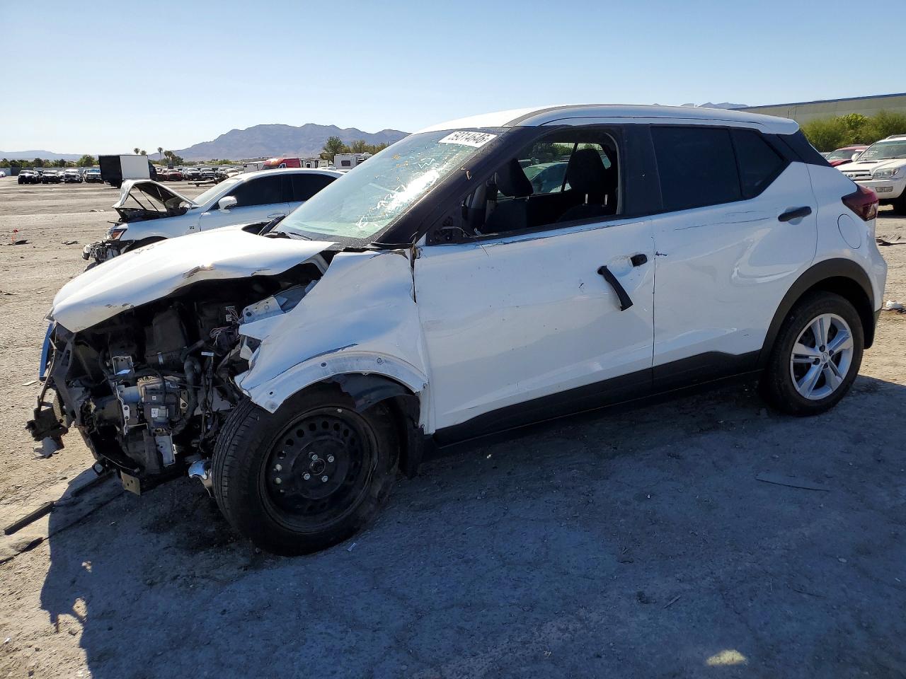 3N1CP5BV2RL583527 · 2024 NISSAN KICKS