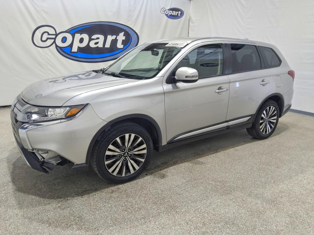 JA4AD3A33LZ004119 · 2020 MITSUBISHI OUTLANDER