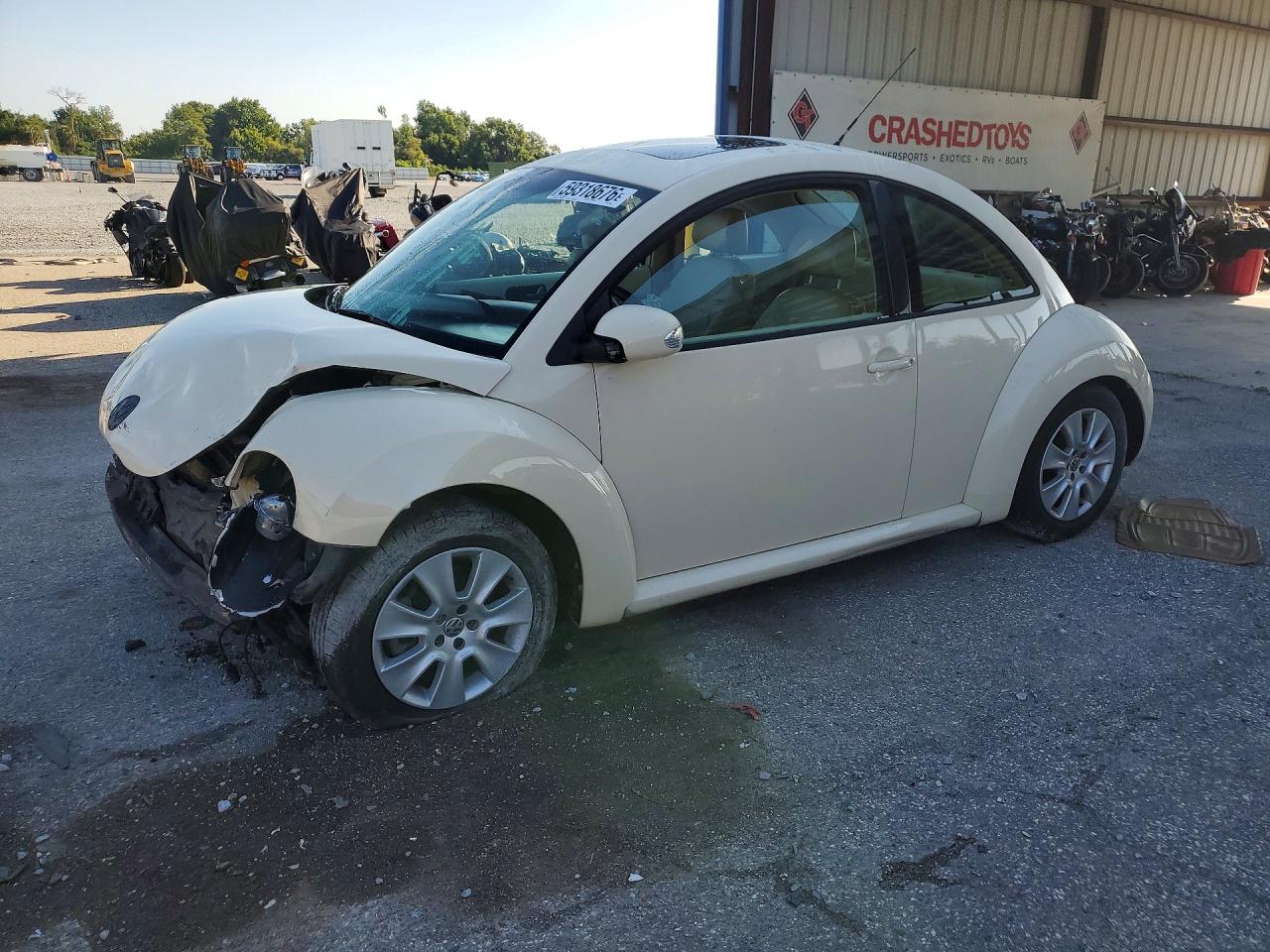 3VWRW31C68M500301 · 2008 VOLKSWAGEN NEW BEETLE