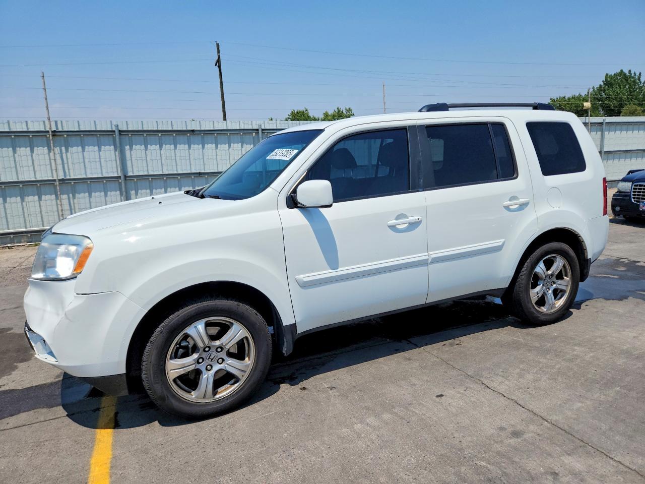 5FNYF3H56EB027361 · 2014 HONDA PILOT