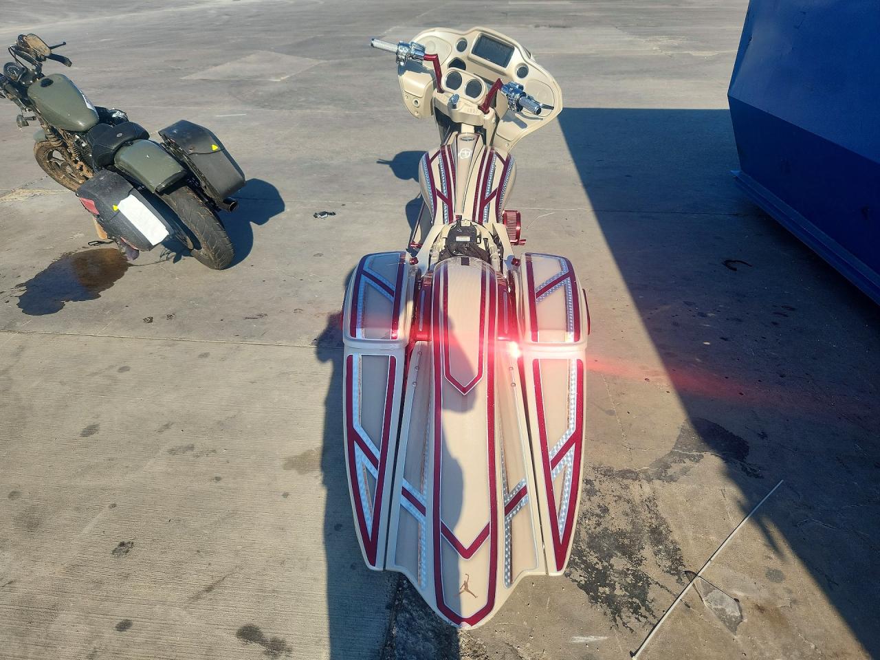 1HD1KTP17LB674880 · 2020 HARLEY-DAVIDSON FLTRXS · 4/9