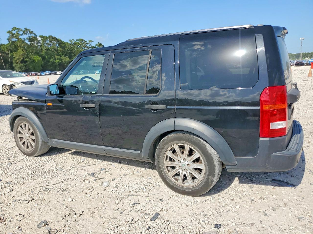 SALAE25447A422590 · 2007 LAND ROVER LR3 · 2/13