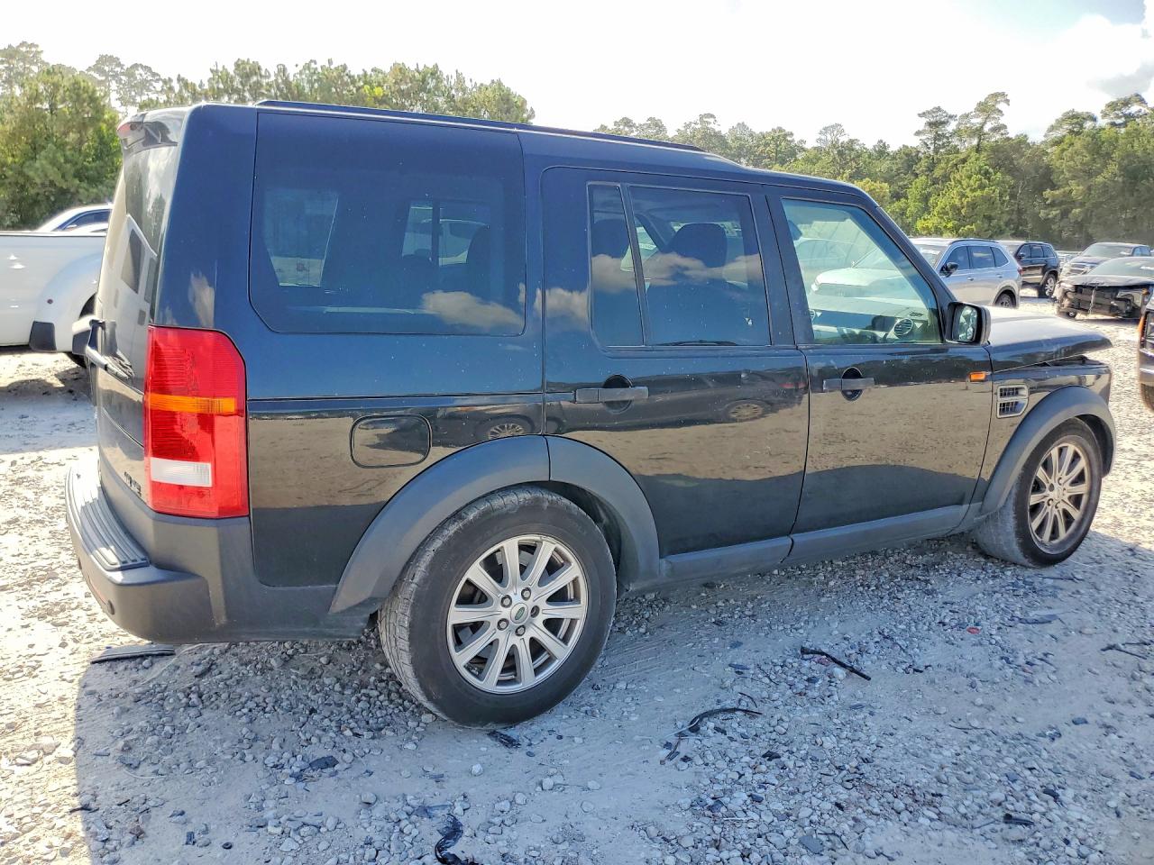 SALAE25447A422590 · 2007 LAND ROVER LR3 · 3/13