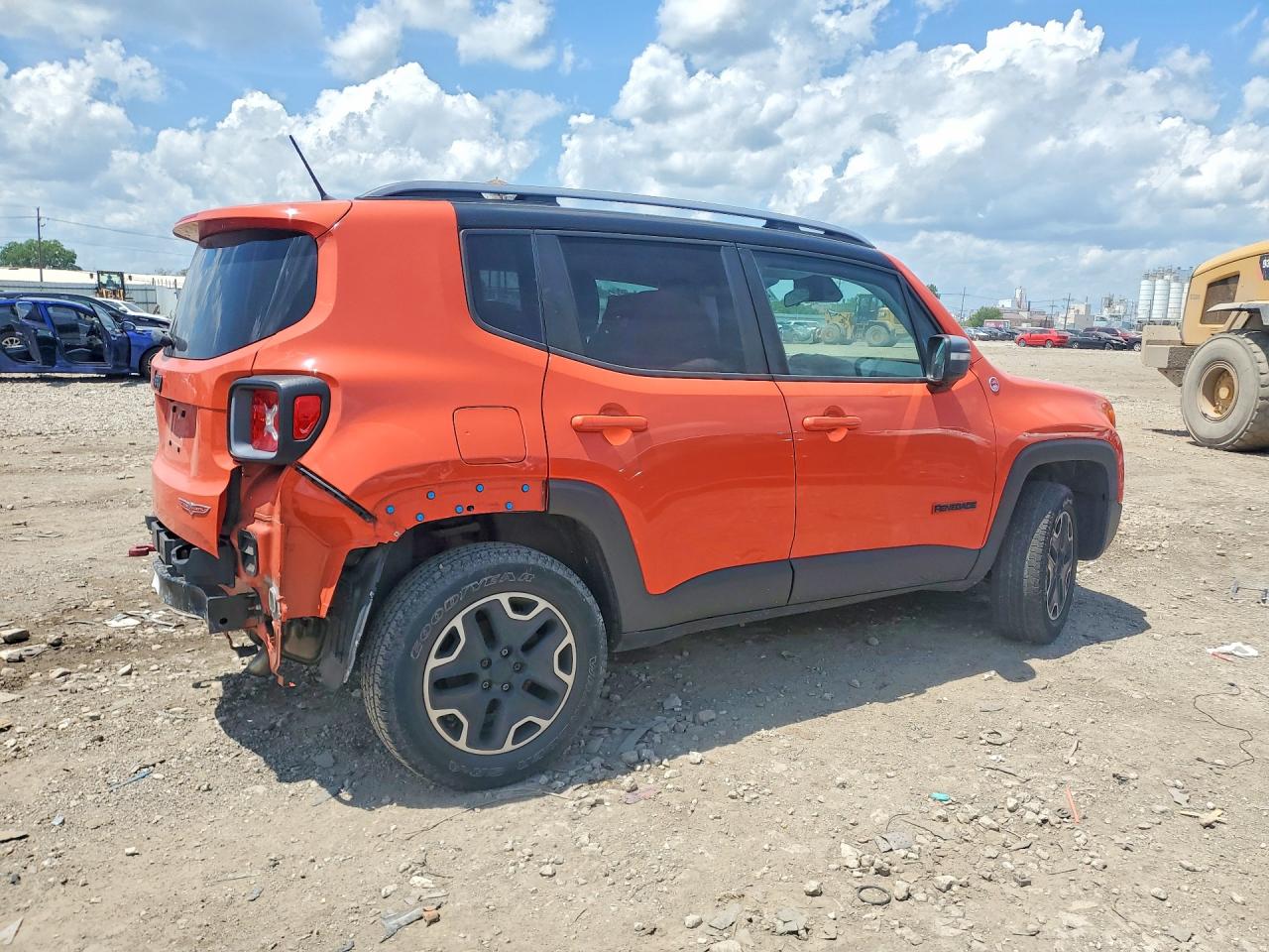 ZACCJBCT0FPB67625 · 2015 JEEP RENEGADE · 3/13