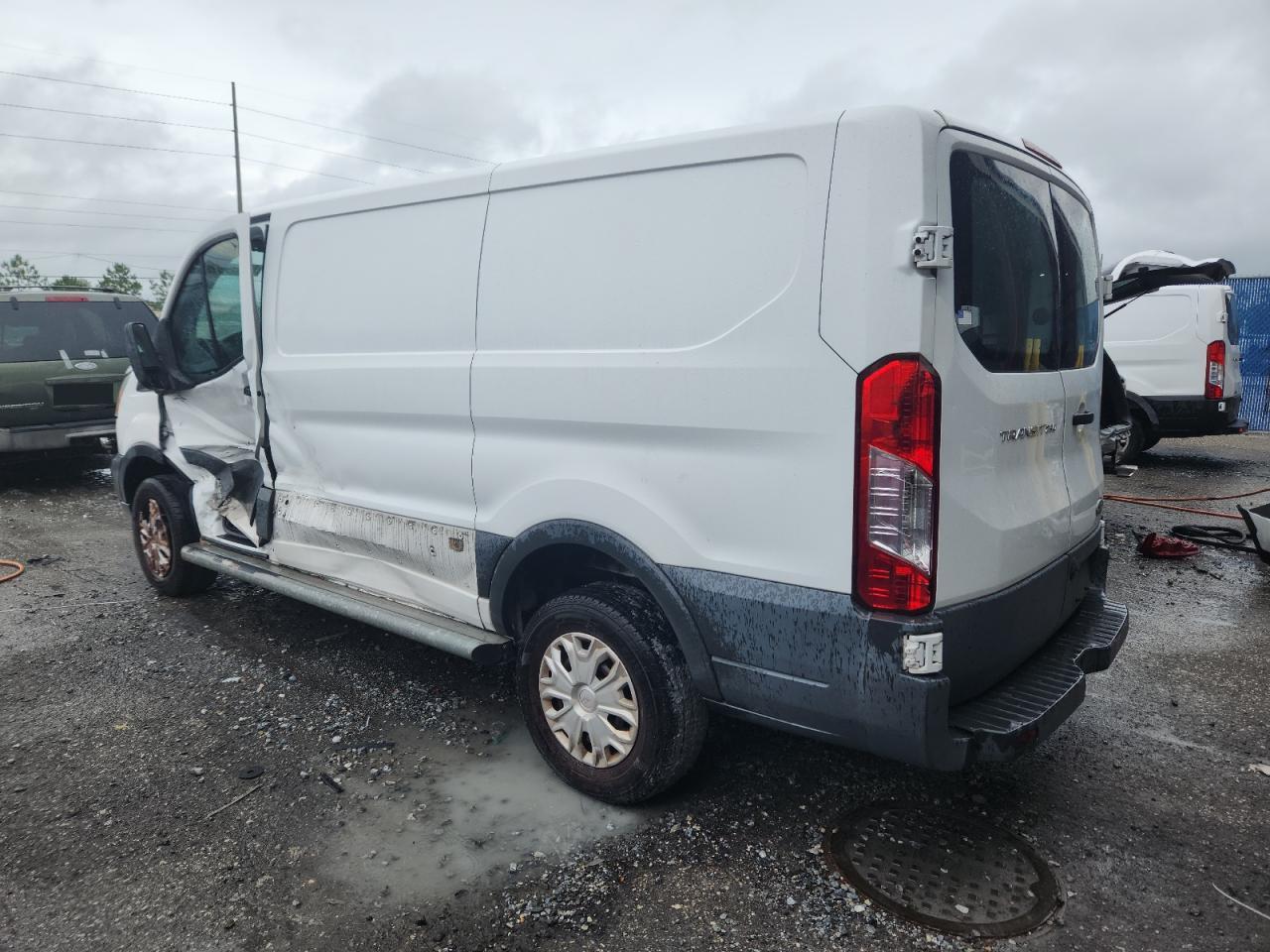 1FTYR1ZM4GKA90479 · 2016 FORD TRANSIT · 2/12