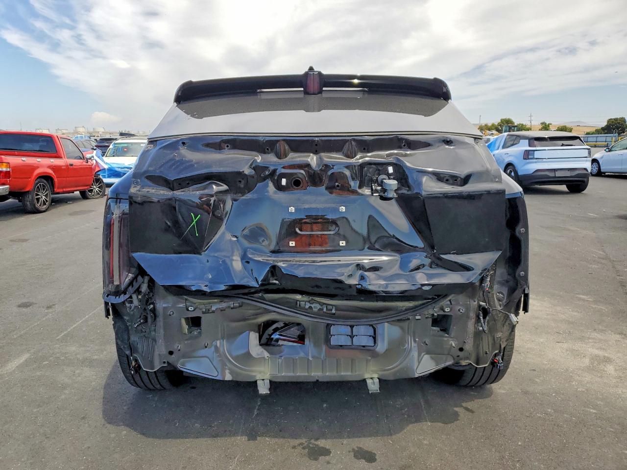3GYK3BMR0SS239395 · 2025 CADILLAC OPTIQ · 6/13