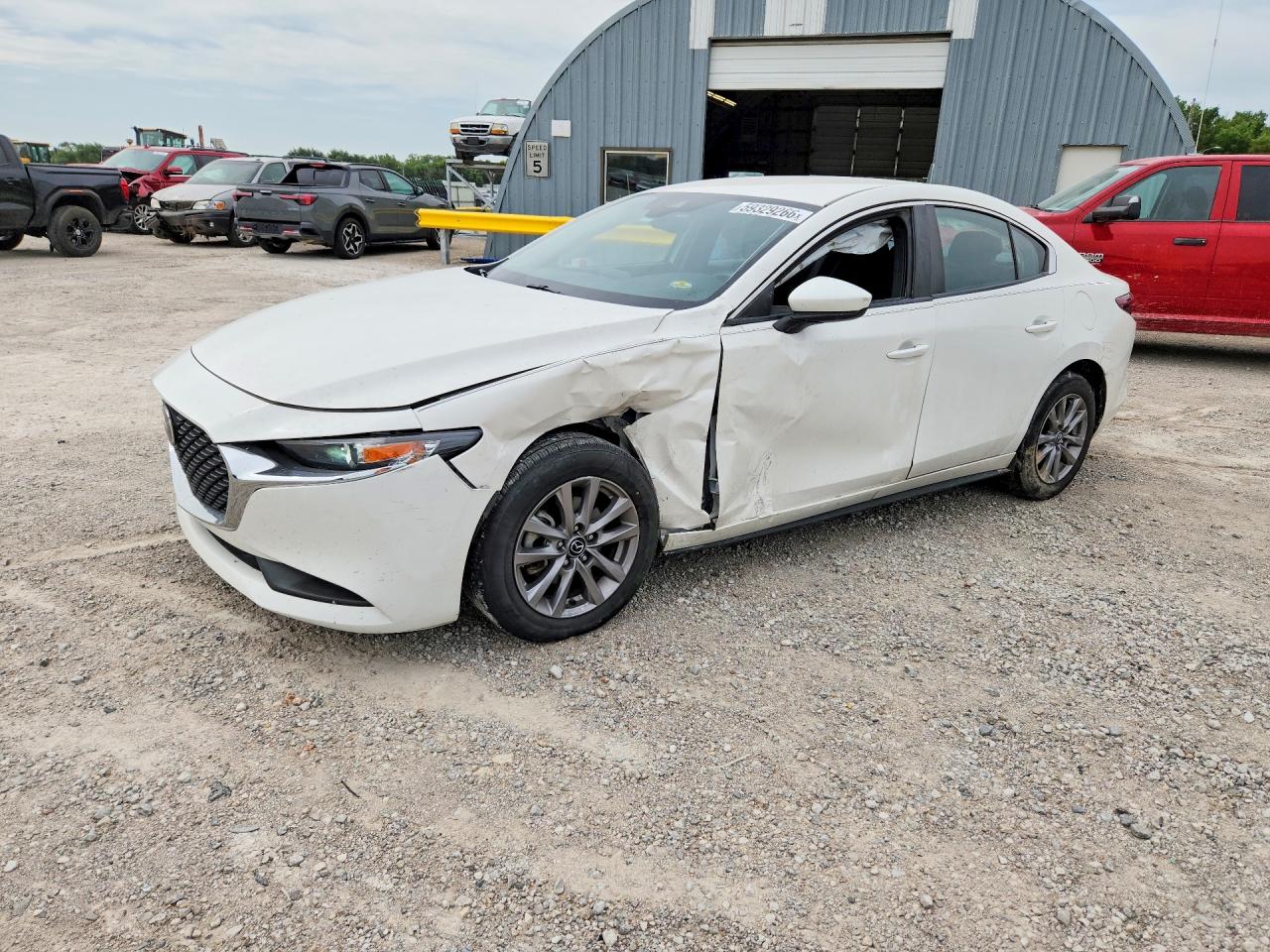JM1BPAAL5M1328033 · 2021 MAZDA 3