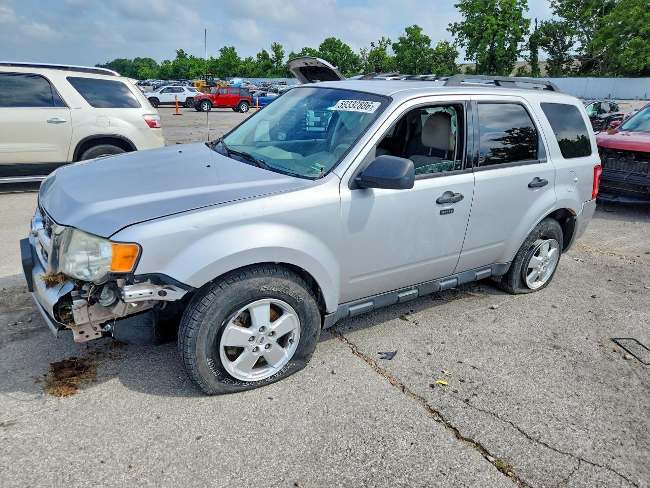 1FMCU0DG4BKA69317 · 2011 FORD ESCAPE