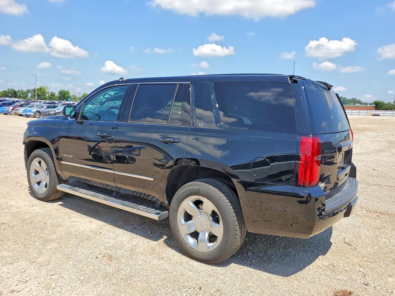 1GNSKBKC2KR185275 · 2019 CHEVROLET TAHOE · 2/14