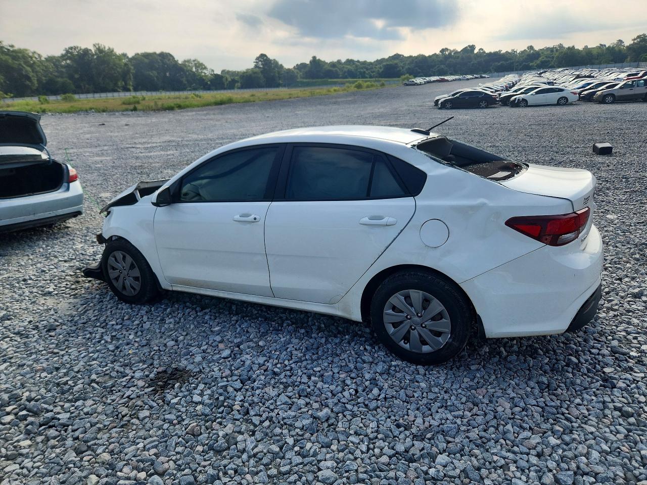 3KPA24ADXLE330232 · 2020 KIA RIO · 2/12