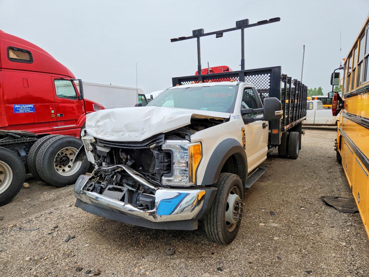 1FDTF4GY3HEC47487 · 2017 FORD F450