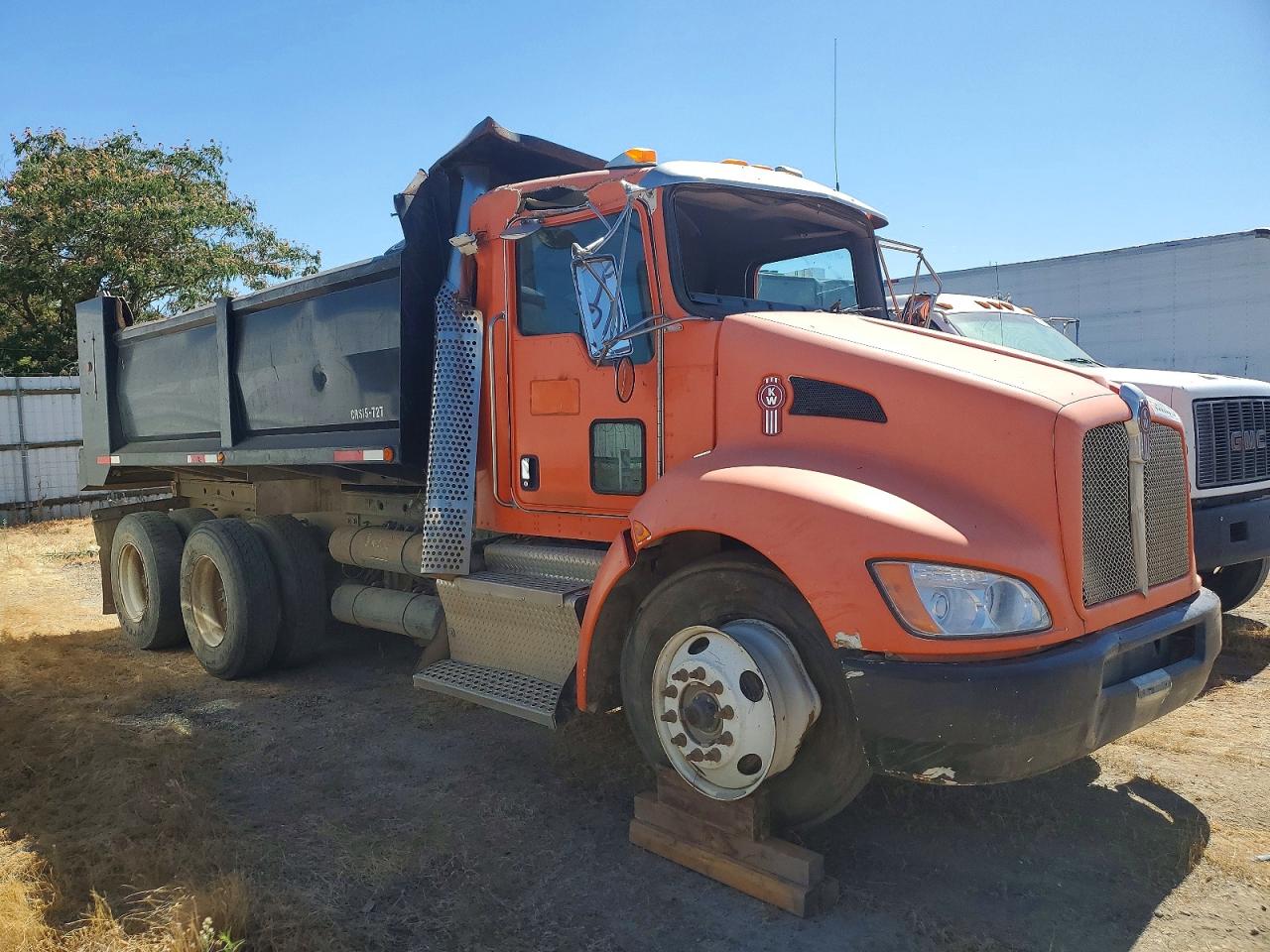 3BKHLJ9X2GF109836 · 2016 KENWORTH T370