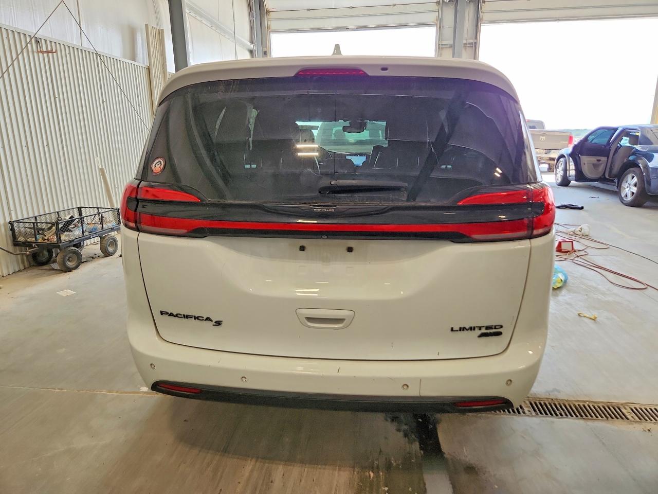 2C4RC3GG2NR102044 · 2022 CHRYSLER PACIFICA · 6/13