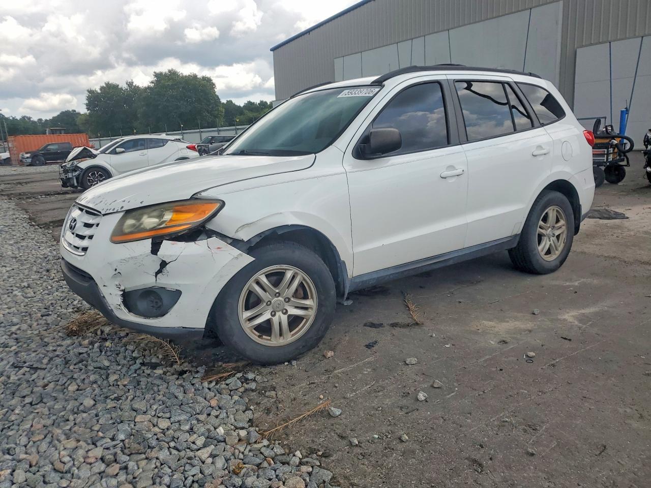 5XYZG3AB3BG036668 · 2011 HYUNDAI SANTA FE