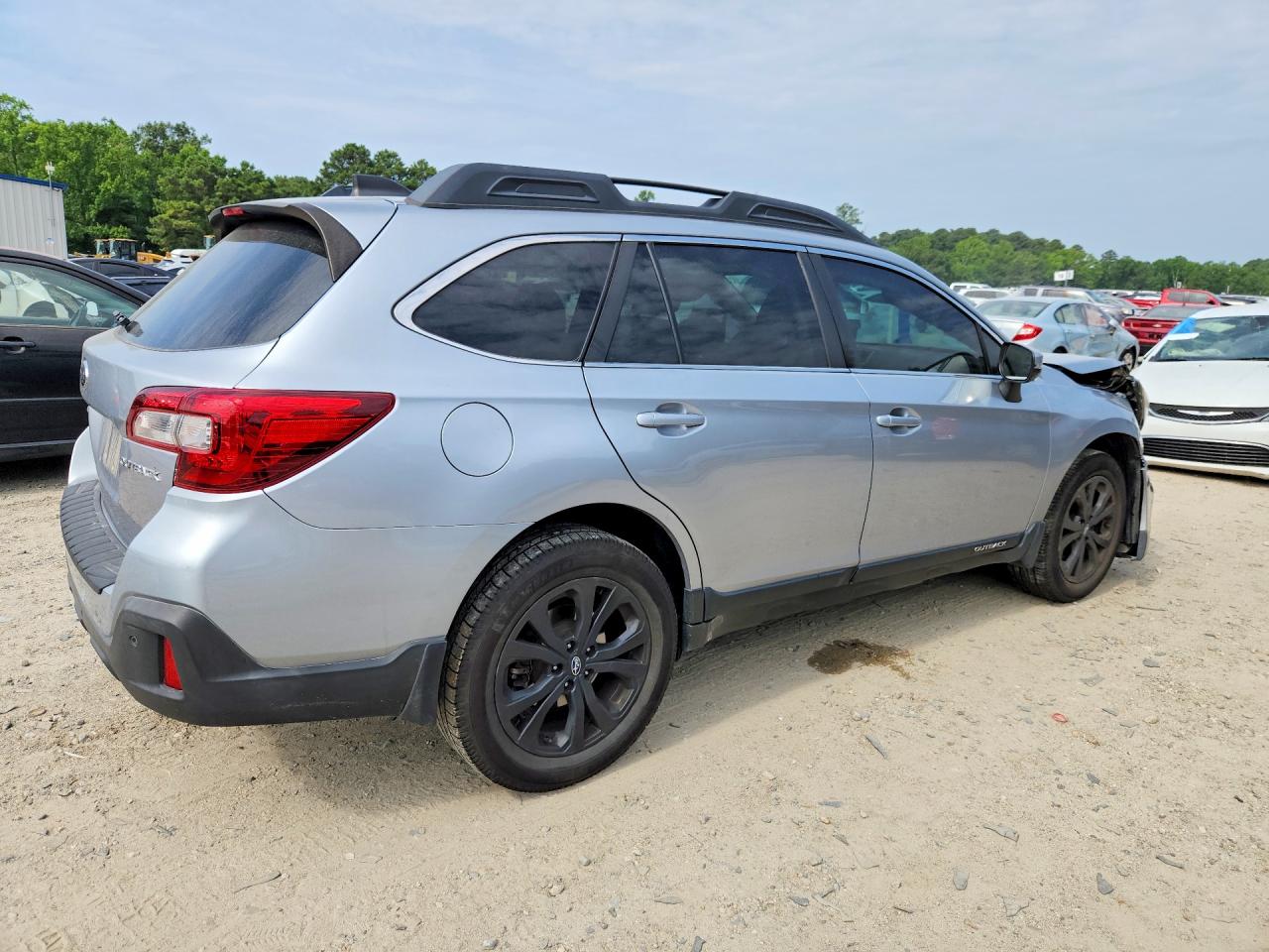 4S4BSANC7K3368443 · 2019 SUBARU OUTBACK · 3/13