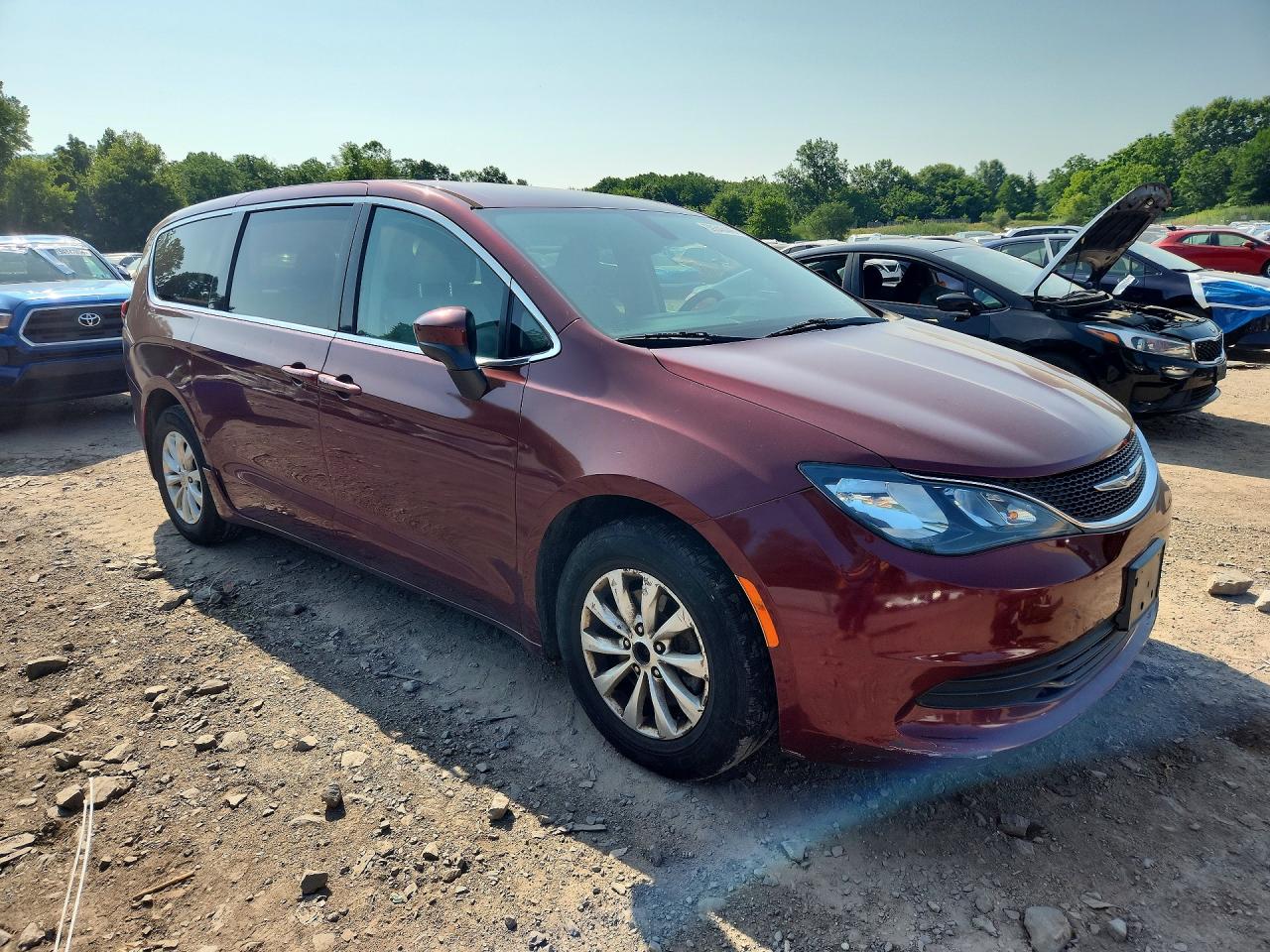 2C4RC1DG8HR521805 · 2017 CHRYSLER PACIFICA · 4/13