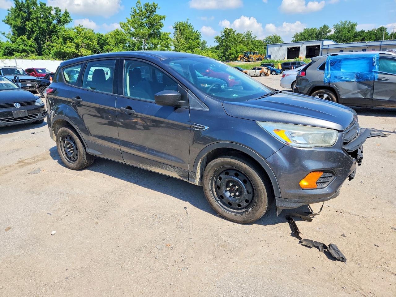 1FMCU0F76HUB82681 · 2017 FORD ESCAPE · 4/13