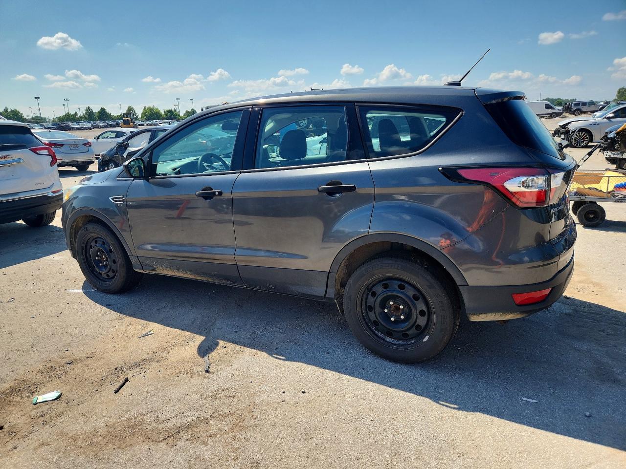 1FMCU0F76HUB82681 · 2017 FORD ESCAPE · 2/13