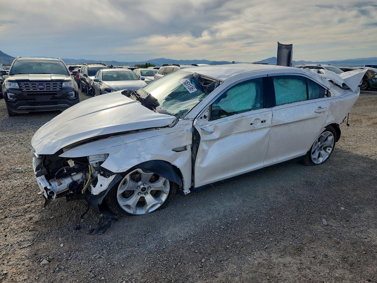 1FAHP2HW9AG125659 · 2010 FORD TAURUS
