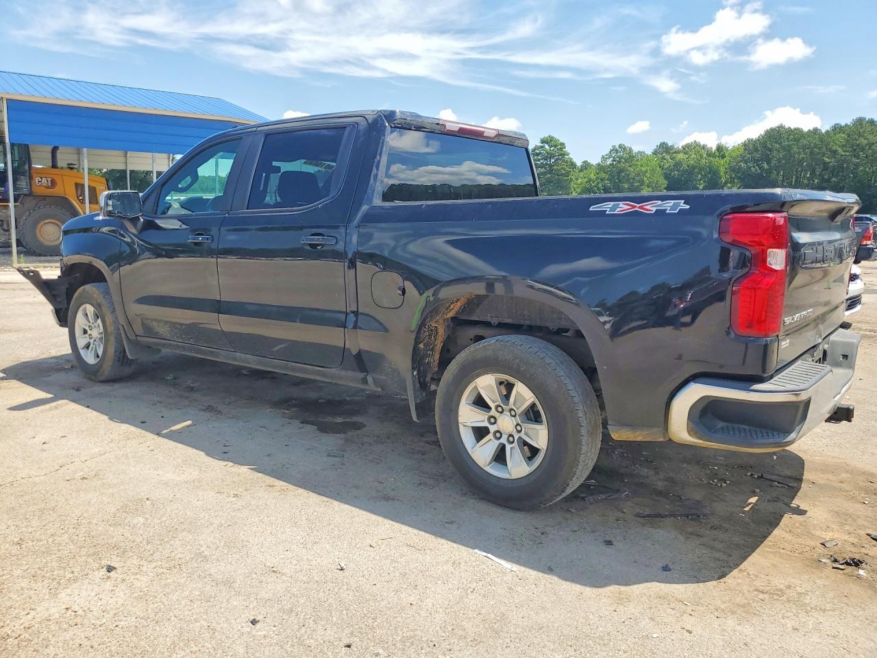 1GCUYDED2MZ236910 · 2021 CHEVROLET SILVERADO · 2/12