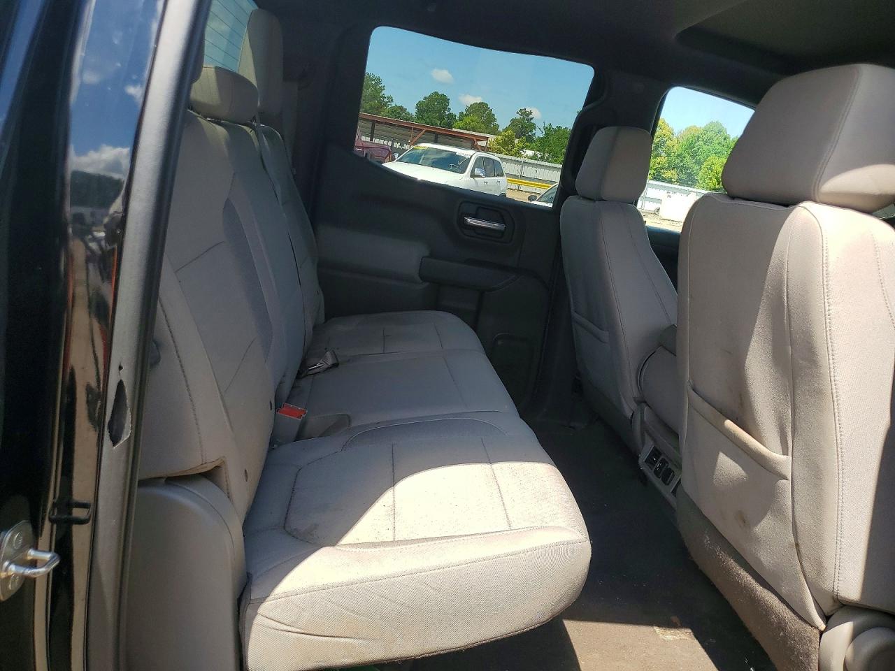 1GCUYDED2MZ236910 · 2021 CHEVROLET SILVERADO · 10/12