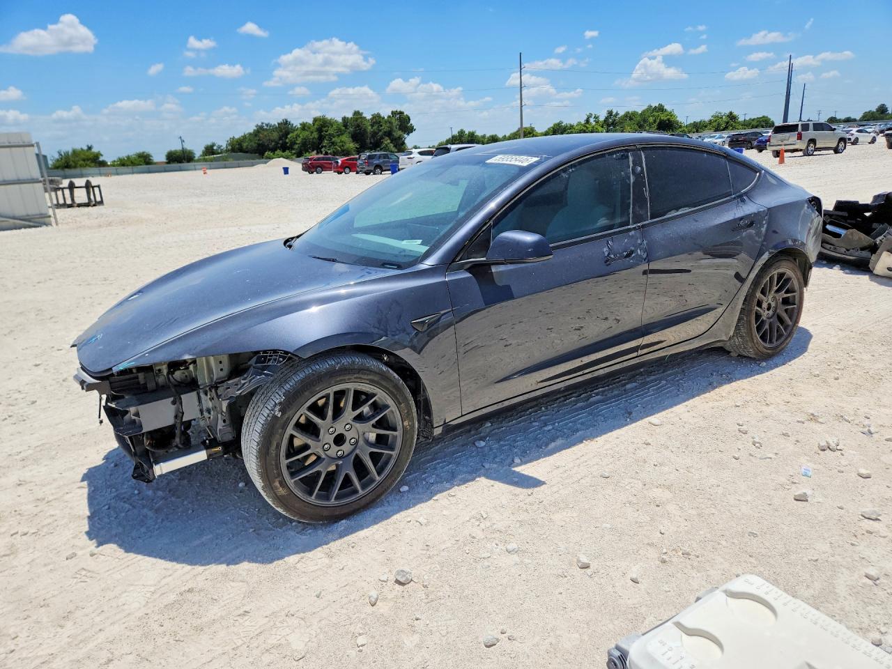 5YJ3E1EAXSF982551 · 2025 TESLA MODEL 3