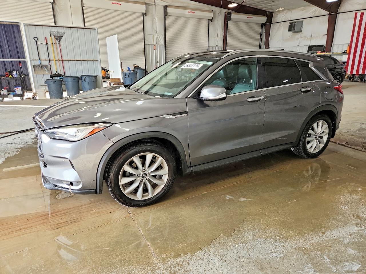 3PCAJ5M36KF117458 · 2019 INFINITI QX50