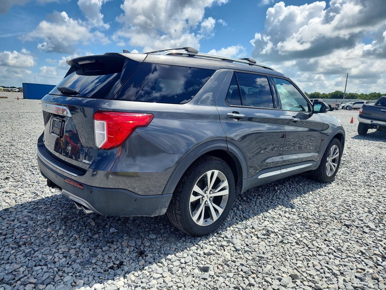 1FM5K8HC6LGA00976 · 2020 FORD EXPLORER · 3/13