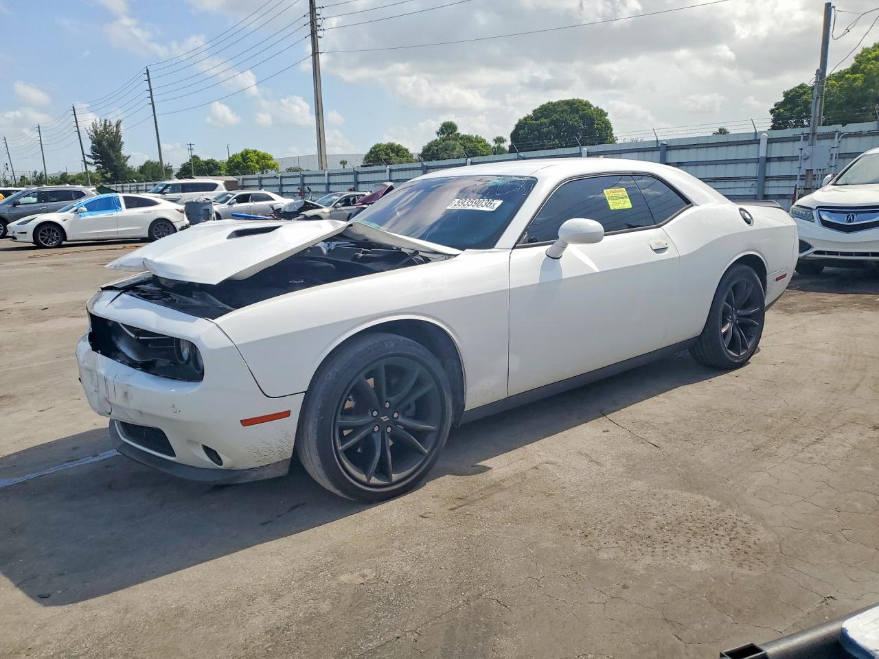 2C3CDZAG1JH112390 · 2018 DODGE CHALLENGER