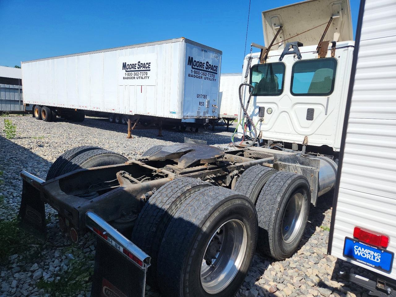 3AKJGEDV3DSFK0698 · 2013 FREIGHTLINER CASCADIA · 4/10