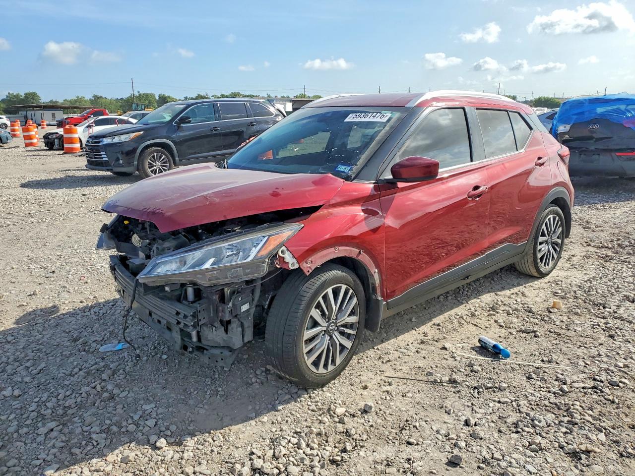 2022 NISSAN KICKS