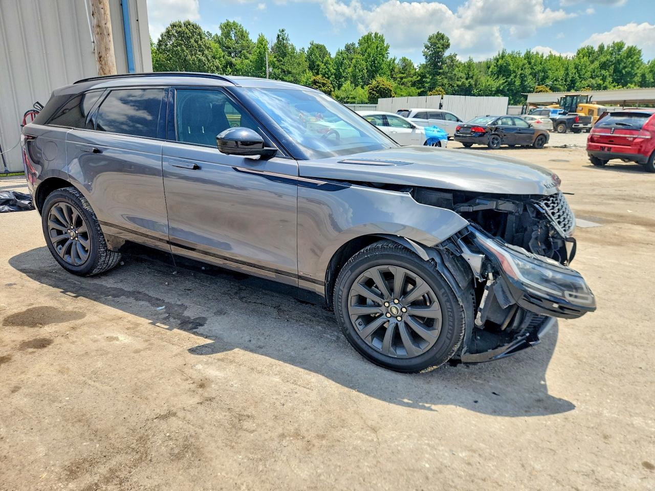 SALYL2EXXKA796144 · 2019 LAND ROVER RANGE ROVER VELAR · 4/13